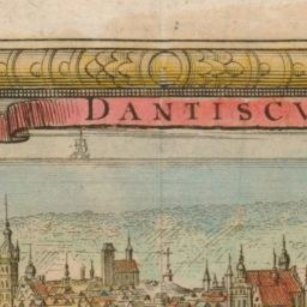 Ein altes Buch mit einer handgezeichneten Stadtansicht, die Gebäude und einen teilweise sichtbaren Banner mit Text enthält.