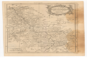 Ein detailliertes altes Kartenbild des Niederrheins, das Flüsse, Berge und Städte mit Text in einer klassischen Schriftart zeigt.