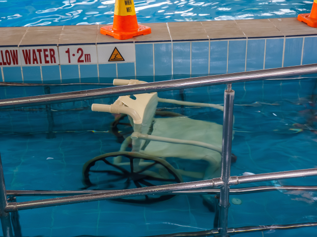 Swimming Masters Demand Bronze Requirement for Under-16s in Public Pools