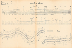 Offenes Buch mit detaillierter Stadtkartendarstellung, einschließlich Straßen, Gebäuden und informativen Texten über die Stadt.